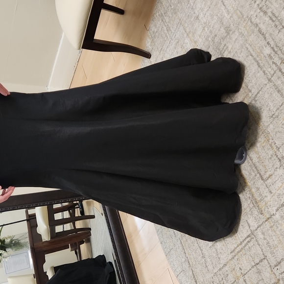 NWT Size 6 Black Mac Duggal Gown - Picture 4 of 13